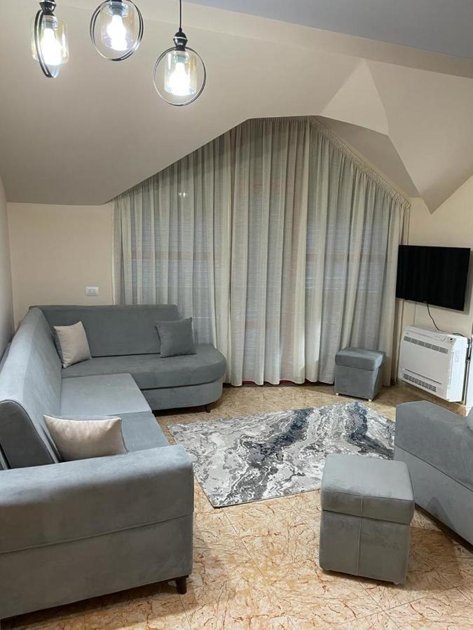 Maison Centre Shkoder Luaran gambar