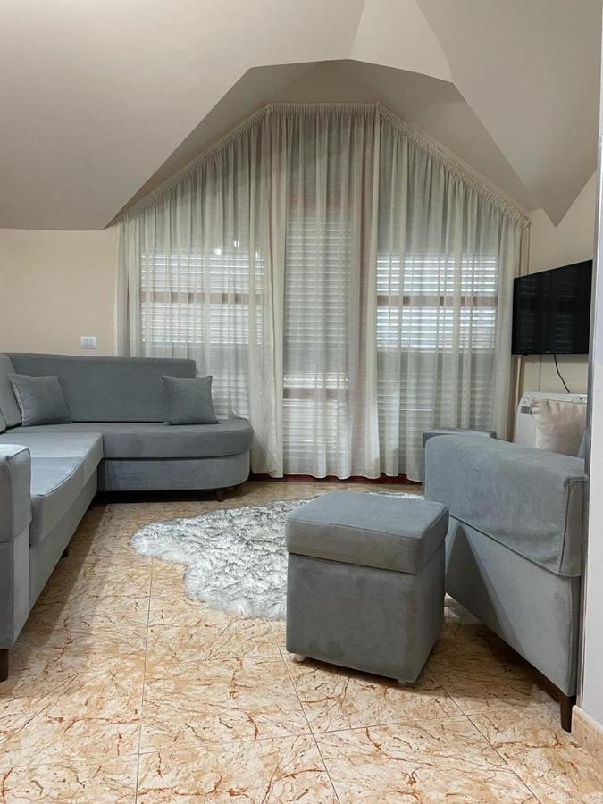 Maison Centre Shkoder Luaran gambar