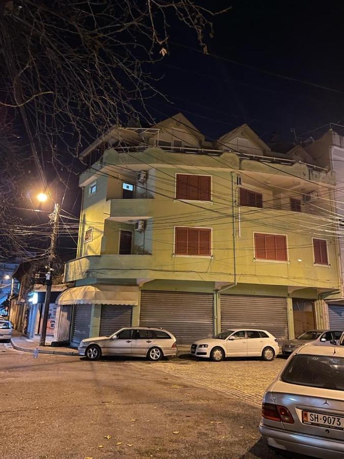 Maison Centre Shkoder Luaran gambar