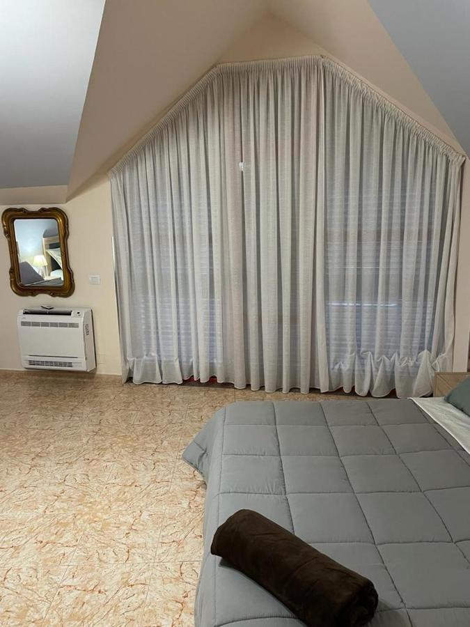 Maison Centre Shkoder Luaran gambar
