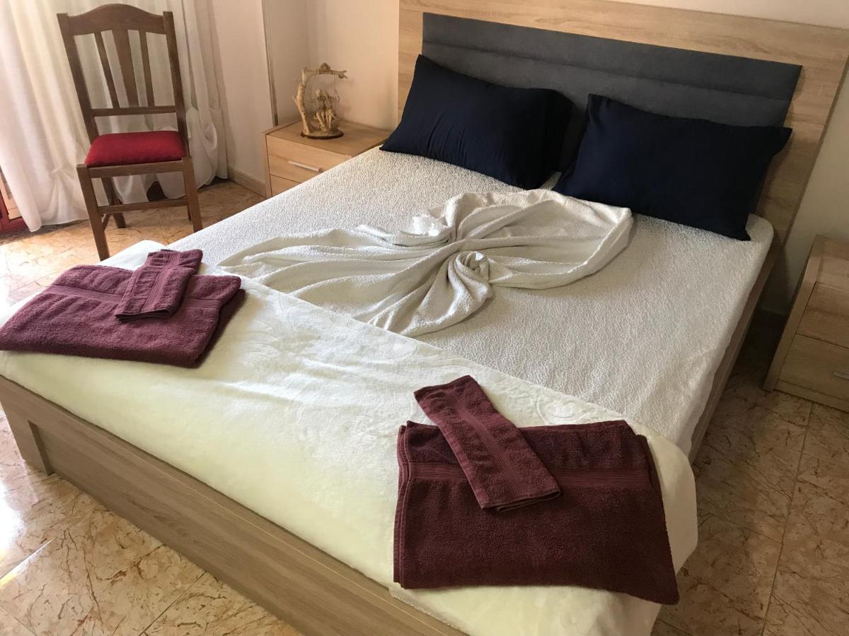 Maison Centre Shkoder Luaran gambar